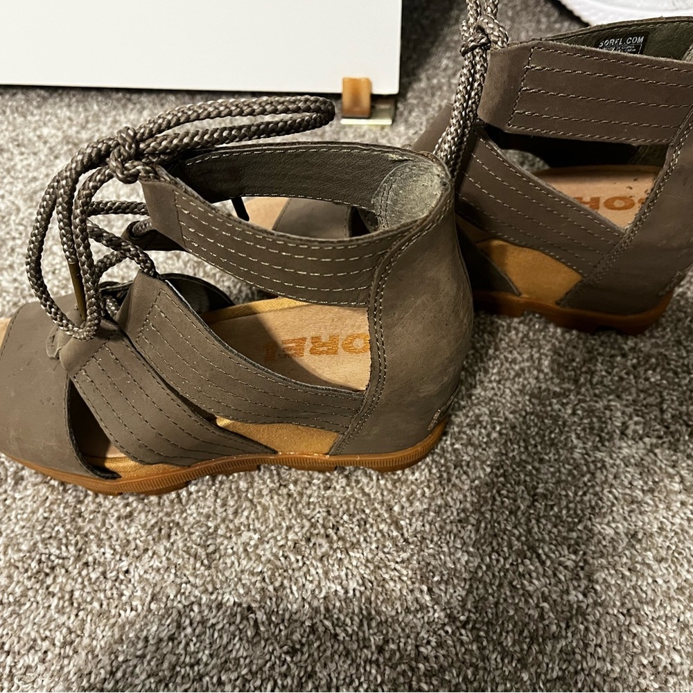 Sorel size 7 wedge sandal.